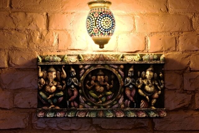 ��������